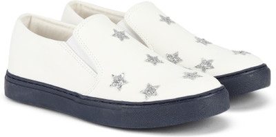 

United Colors of Benetton Girls Slip on Sneakers(White, 901