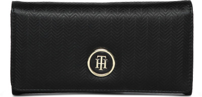 

Tommy Hilfiger Casual Black Clutch