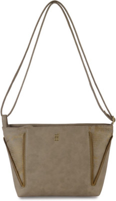 

Baggit Women Casual Beige PU Sling Bag