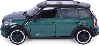 

Motormax 1:24 2011 Mini Cooper S Countryman Diecast Car(Multicolor)