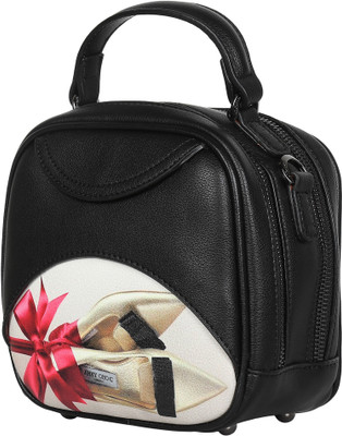 

Magnolia Hand-held Bag(Black)