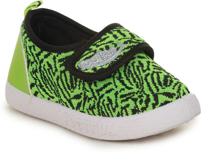 

Footfun by Liberty Boys & Girls Slip on Moccasins(Green