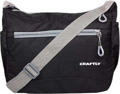 

CRAFTLY Boys & Girls Casual Black Polyester Sling Bag