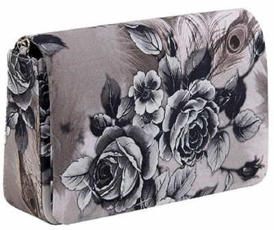 

Niche Party Grey Clutch