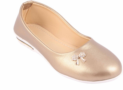 

Mozi Girls Slip on Ballerinas(Gold