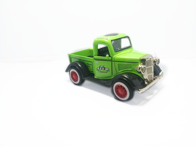 

Tingoking Antique Royal Vintage Model Toy Die Cast Friction Cars For Kids(Green)