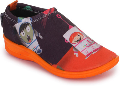 

Footfun by Liberty Boys & Girls Slip on Moccasins(Orange