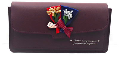

SFN Casual, Party Maroon Clutch