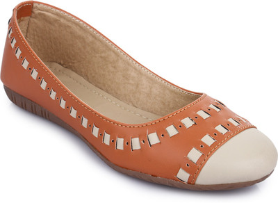 

Garg Garg Women Tan Bellies (Tan) Bellies For Women(Tan