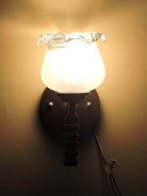 LOHIYA Wallchiere Wall Lamp