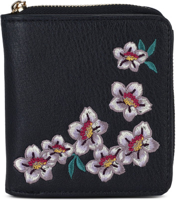 

Accessorize Casual Multicolor Clutch