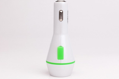 

Yilon 2.1 amp Turbo Car Charger(White)
