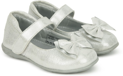 

Bubblegummers Girls Velcro Loafers(Silver