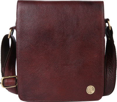 

Hammonds Flycatcher Men & Women Casual Brown Genuine Leather Sling Bag