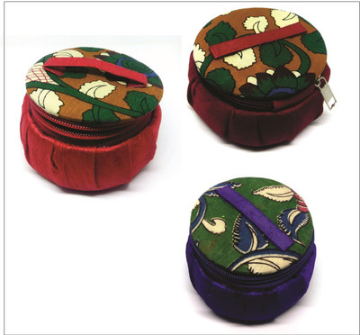

Traditional crafts Bangle Boxes Store to Bangle, Store to jwellery Vanity Box(Red, Blue, Maroon)