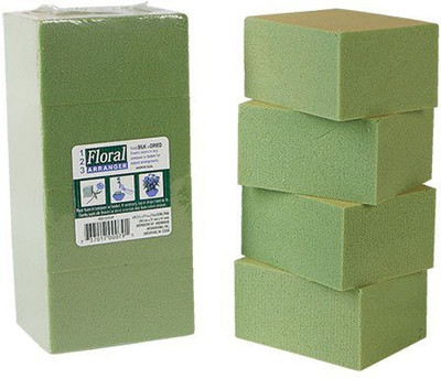 

Greenbrier 8 Piece Gentle Grip Floral Foam Blocks, Green (8 Blocks)