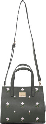 

Allen Solly AHBGFRGBA50102 Sling Bag(Black, 25 inch)