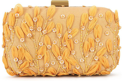 

SVAZ Party Beige Clutch