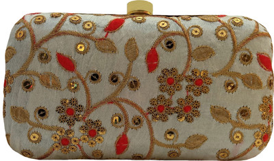 

Filora Party Red Clutch