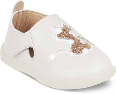 

KITTENS Girls Slip on Sneakers(Silver