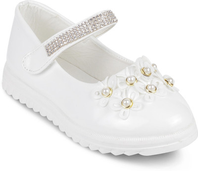 

KITTENS Girls Slip on Ballerinas(White