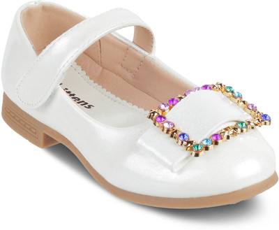 

KITTENS Girls Slip on Ballerinas(White
