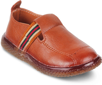 

KITTENS Boys Slip on Sneakers(Brown