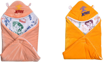 

Innovative edge Abstract  Hooded Baby Blanket(Woollen Blend, Multicolor
