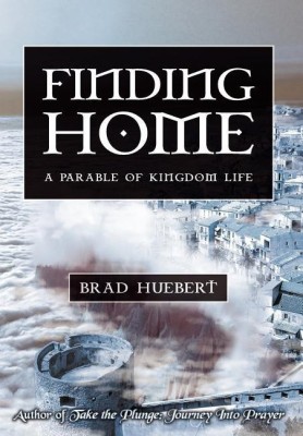 Finding Home(English, Hardcover, Huebert Brad)