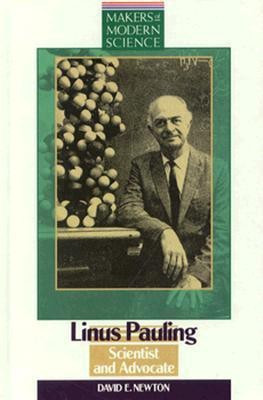 Linus Pauling(English, Hardcover, Newton David E.)