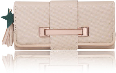 

BeeFashionable Casual, Party, Formal Cream Clutch