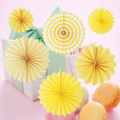 

GemStar PartyCrafts Yellow Paper Decoration Fans - 6 g