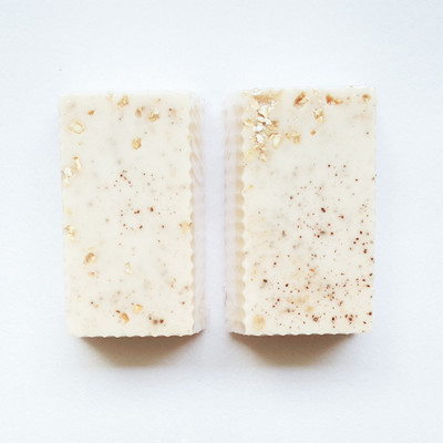 

Pics And You Oats Cinnamon Walnut Handmade Soap Pack 2 (2 Soaps, 3 x 1.5 x 1 inch, 100 gram)(10 g, Pack of 2)