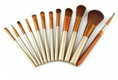 

BB MAC Professional makeup brushes for all type of makeup. (set of 12pc)(Pack of 12)