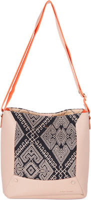 

Kanvas Katha Women Casual Black, Pink PU Sling Bag