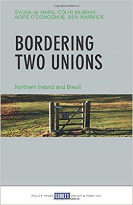 Bordering Two Unions(English, Paperback, de Mars Sylvia)