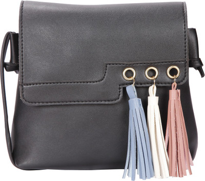 

Bagkok Sling Bag(Black)