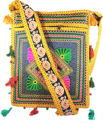 

VeePlay Women Casual Yellow, Multicolor Fabric Sling Bag, Multicolor;yellow