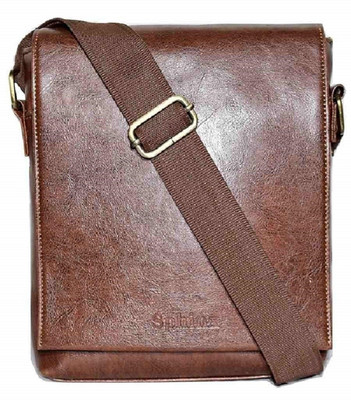 

SPHINX Men Sports Brown Synthetic Leather Messenger Bag
