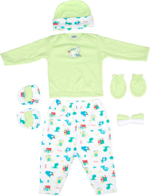 

MeeMee Pampering Present for New Born Apparel Set (7 Pieces, Green)(Green)