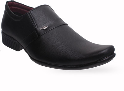 

BENOTA Slip On For Men(Black