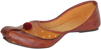

Risingone jutties Mojaris For Women(Brown, Tan