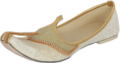 

Rajsahi Mojari Jutis For Men(Multicolor