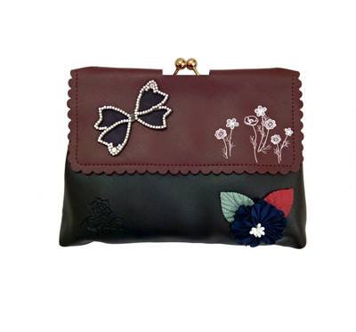 

Lavs Girls Casual, Evening/Party Maroon, Black PU Sling Bag, Black;maroon