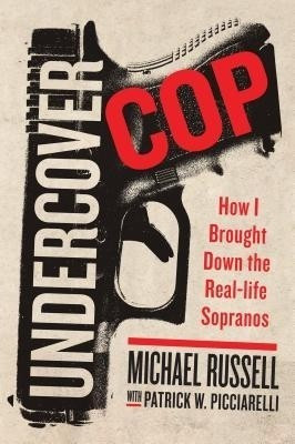Undercover Cop(English, Hardcover, Russell Mike)