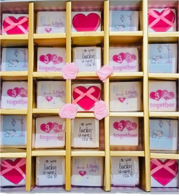 

Expelite Happy Anniversary cover chocolate box Crackles(500 g)