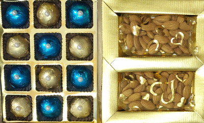 

Expelite Dryfruits with chocolate Velvet box Bars(400 g)