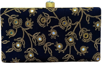 

Filora Party Black Clutch