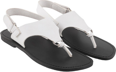 

Metro Boys Velcro T-bar Sandals(White, 16;white