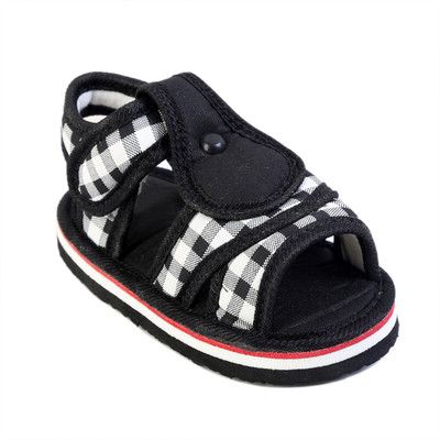 

Chiu Boys & Girls Velcro Flats(Black